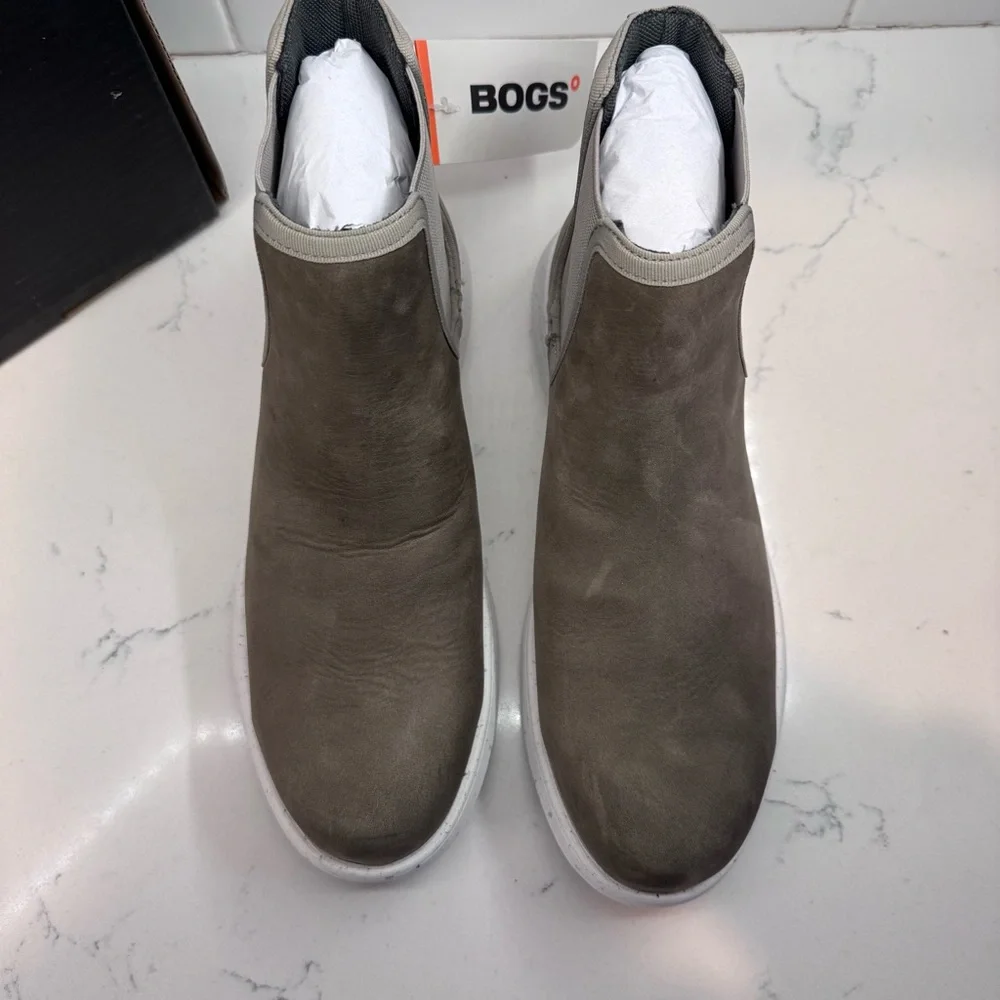 Bogs cypress Chelsea work boot waterproof comp toe women’s size 9.5 taupe brown